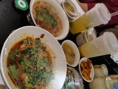-金色印象·4K影院式足体养生(杨家坪西郊店)