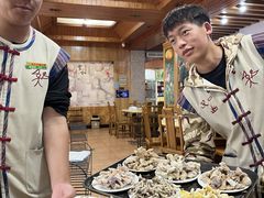 -东巴谷野生菌火锅餐厅
