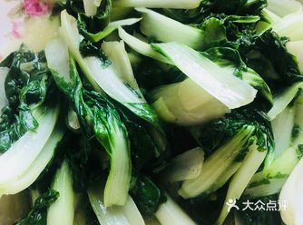 一直觉得这个天气吃青菜才是最舒服的 今天给大家做一个