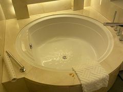 -舟山希尔顿酒店