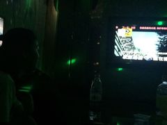 -乐翻天量贩式KTV(聚丰园路店)