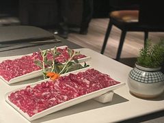 -左庭右院鲜牛肉火锅黑金店(陆家嘴中心店)