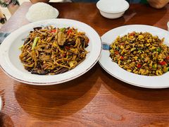 -湖南人家湘菜馆(镇江路店)
