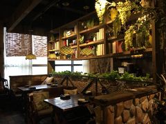 -春天里·老街坊餐厅(港隆广场店)