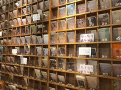 -猫的天空之城概念书店(印象城购物中心店)