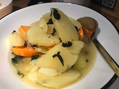 高山富硒小土豆-坛宗剁椒鱼头(河西王府井店)