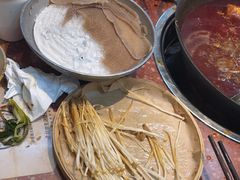 -赵美丽·重庆社区火锅·直营店(火车东站·中豪国际店)