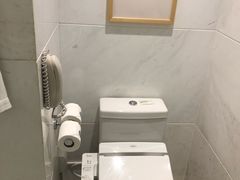 -苏州金鸡湖中茵皇冠假日酒店