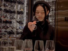 -wineapp葡萄酒餐吧(外滩金融中心店)