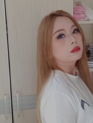 -妤见·化妆造型·美甲美睫