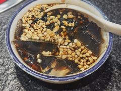 冰粉-两三事小郡肝串串香火锅(桂庙店)