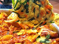 -亲昵春川鸡排(韩国美食街店)