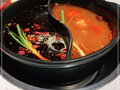 -钢管厂五区小郡肝串串香(奥克斯广场锦城万达店)