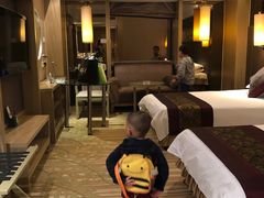 -南京双门楼宾馆(盐仓桥地铁站阅江楼店)