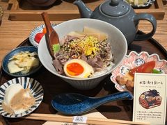 -啢啢茶寮(芳华横街店)