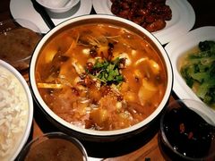 -外婆私房菜(新亚百货店)