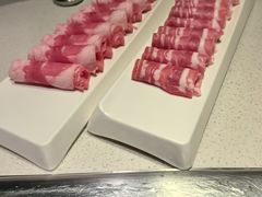 -海底捞火锅鲜切牛肉主题店(长寿路店)