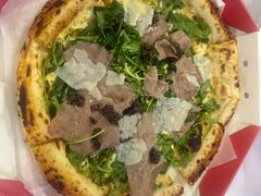 松露酱牛肉披萨-Alimentari Grande(东湖路店)