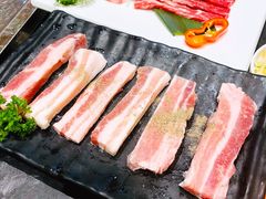 精选厚切五花肉-老熟人烤肉城(马家堡店)