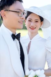 -雪中彩影婚纱摄影·微光艺术中心