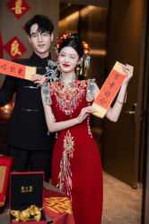 -莫小姐婚纱