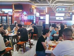 -钢管厂五区小郡肝串串香(蜀都万达店)