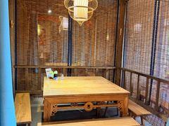 -头上红煨盐鸡·非遗院子餐厅