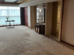 -天鹅湖大酒店