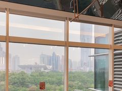 靠窗位-捞王锅物料理(上海世茂广场店)