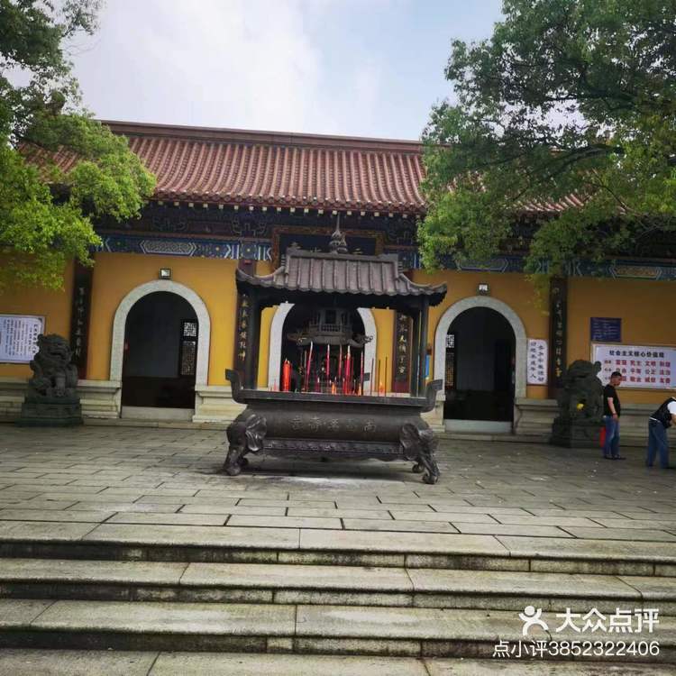 大图 点小评3852322406 4月22日 11:04 关注 象湖湿地花园之万寿宫 去