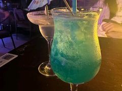 -vimi便利店酒吧