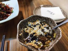 手工冰粉-又见小河浜·盐帮川菜(松江商业广场店)