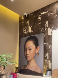 -LIIZ肖像(悦动新门西店)