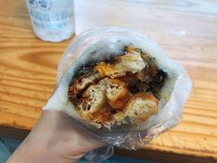 -上海虹口糕团(福州路店)