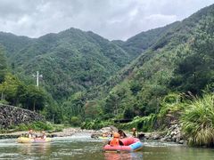-仙人谷漂流景区
