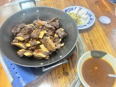 -鑫驼峰牛排火锅(普陀路店)