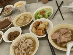-黄亚细肉骨茶(仰光路店)