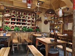 -泥糊破店小酒馆·团建聚餐(南京西路店)