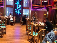 大堂-巢爷老味(东方红店)