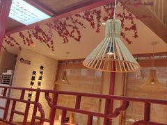 -思博半步颠小酒馆(梦时代店)