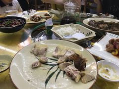 -建豪美食山庄