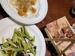 鸡枞菌炒芦笋-宴小馆·小海鲜青岛菜(五四广场店)