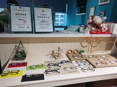 -Trend1881视光·蔡司视觉(领展广场店)