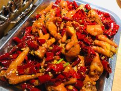 有故事的鸡手-喝丢一只鞋海鲜烧烤·海肠捞饭(东关街店)