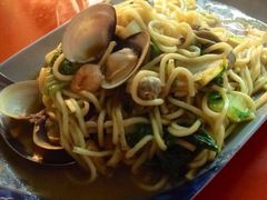 -六合夜市