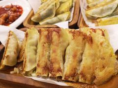 -宣海荣锅贴大王·陕味小吃集(钟楼店)