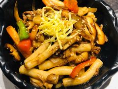 牛肉炒年糕-本家韩国烤肉(青岛万象城店)