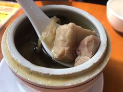 菜干南北杏猪肺汤-煲煲掂风味煲仔饭餐厅(西区店)