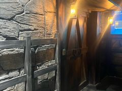 -暴风岛沉浸式体验馆(百联世纪店)