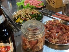 -马路牙子烧烤音乐酒馆(望京店)